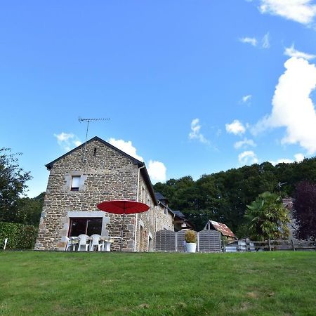 Cosy Chalet With Private Garden In Normandy Isigny-le-Buat Exterior foto