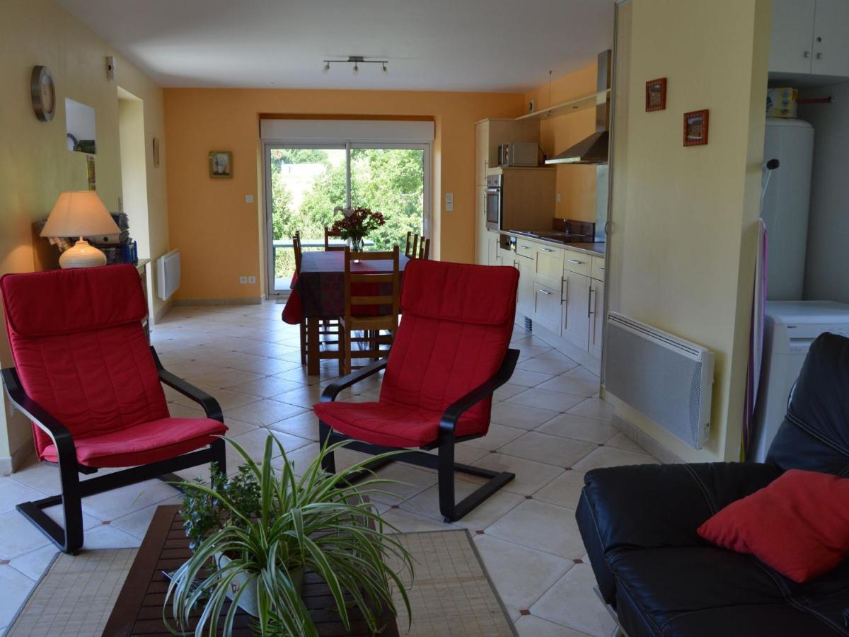 Cosy Chalet With Private Garden In Normandy Isigny-le-Buat Exterior foto